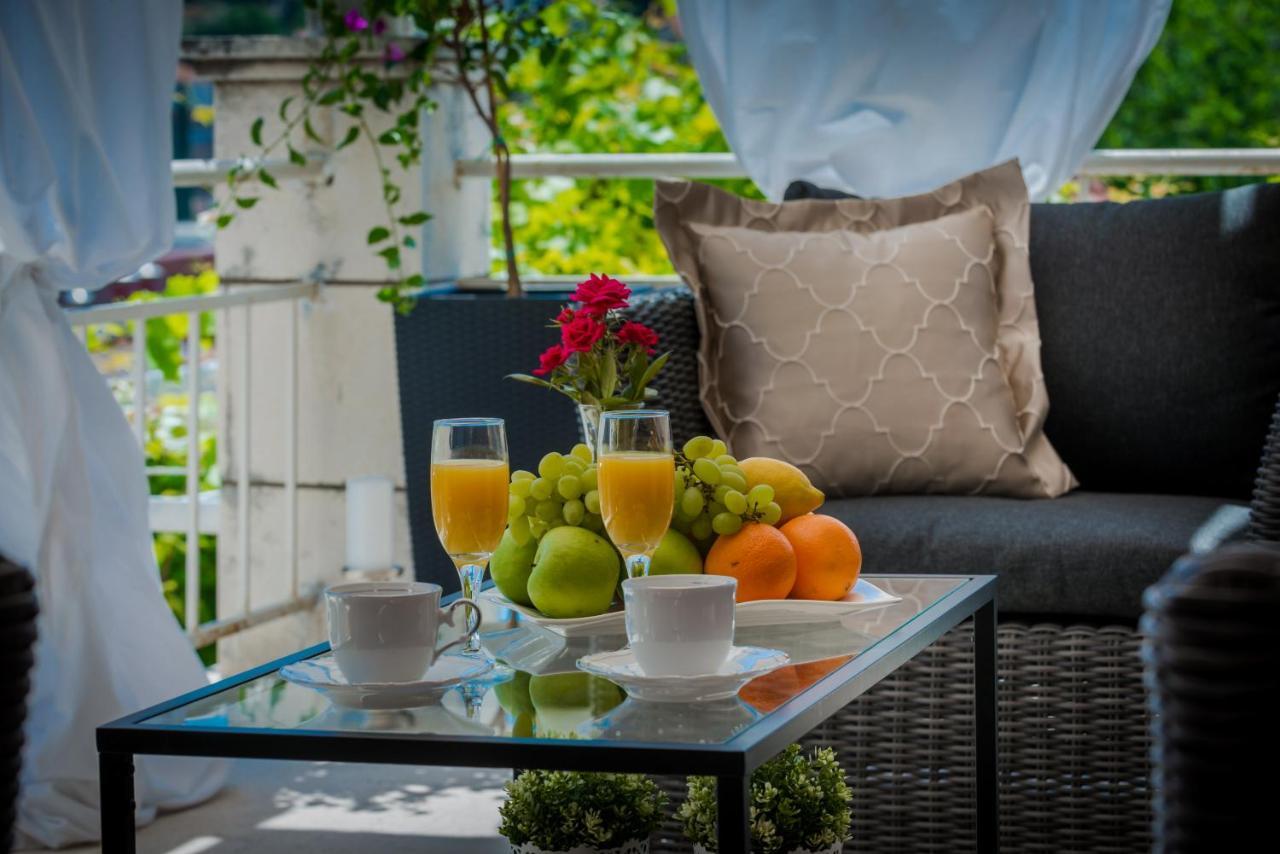 Superior Stunning Apartment Gravosa With A Free Parking Dubrovnik Eksteriør billede