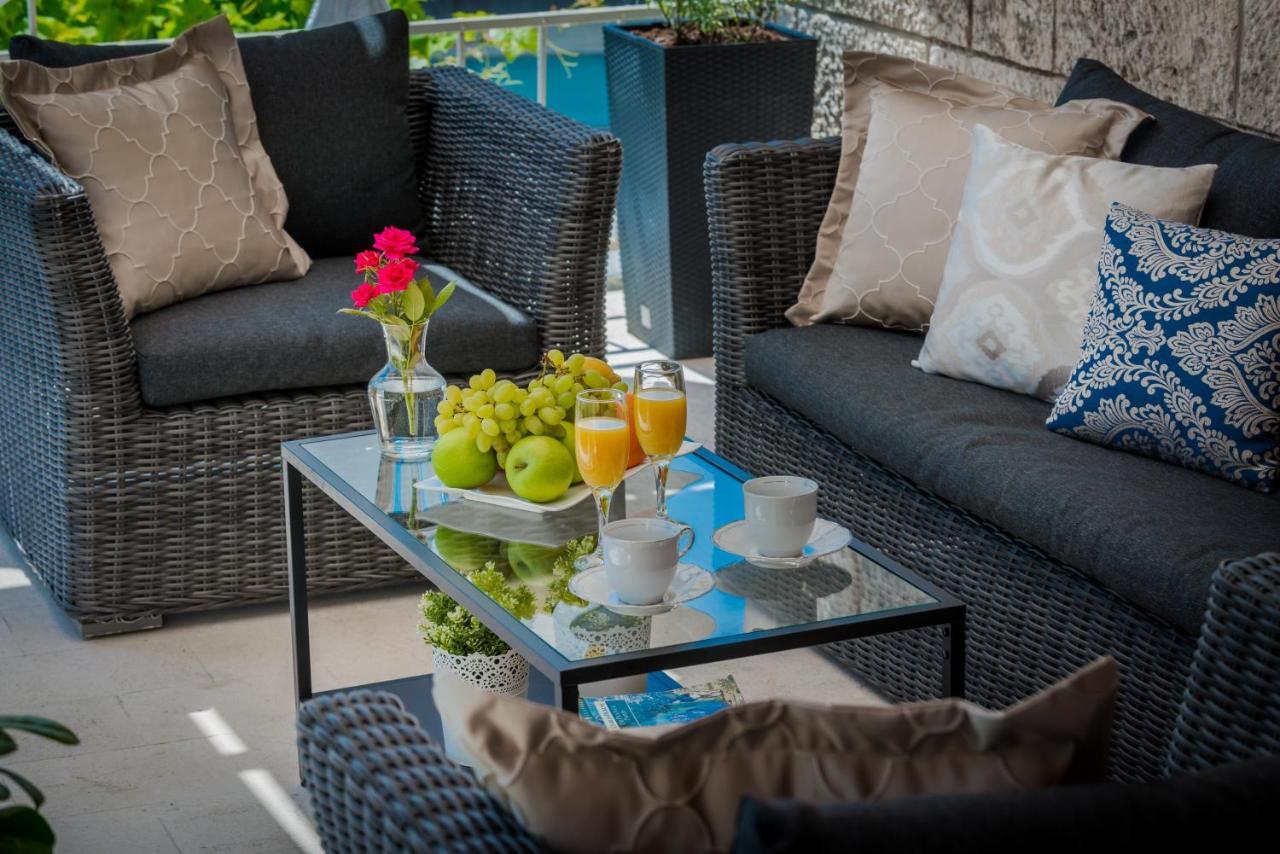 Superior Stunning Apartment Gravosa With A Free Parking Dubrovnik Eksteriør billede